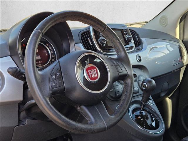 Used 2017 FIAT 500 Lounge image 10