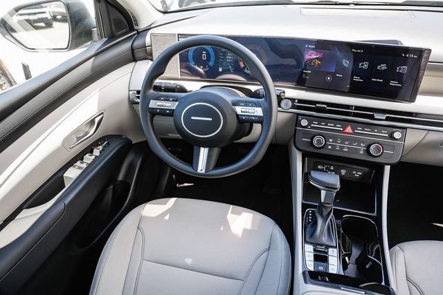 New 2026 Hyundai Tucson SE FWD image 17