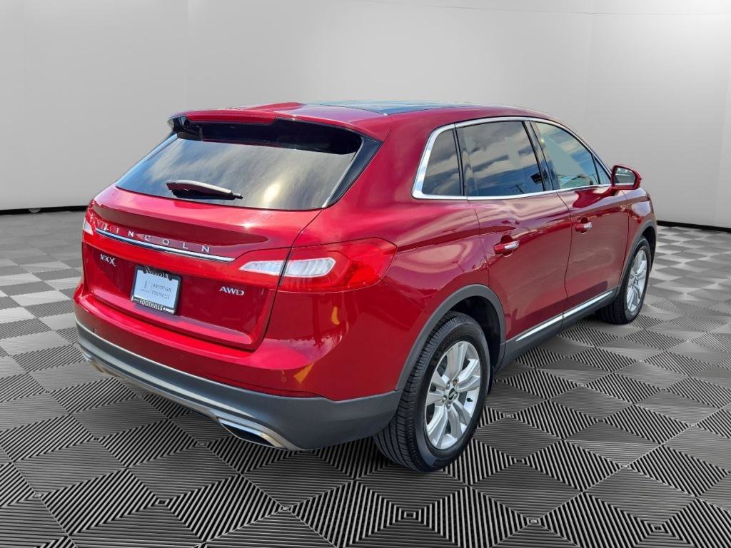 Used 2018 Lincoln MKX Select w/ Select Plus Package AWD/4WD image 7