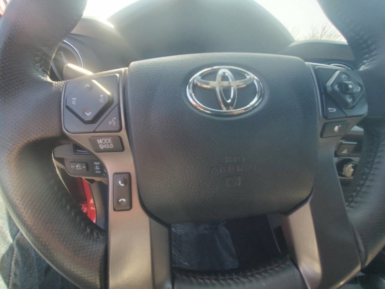 Used 2017 Toyota Tacoma TRD Sport w/ Exterior Package image 14