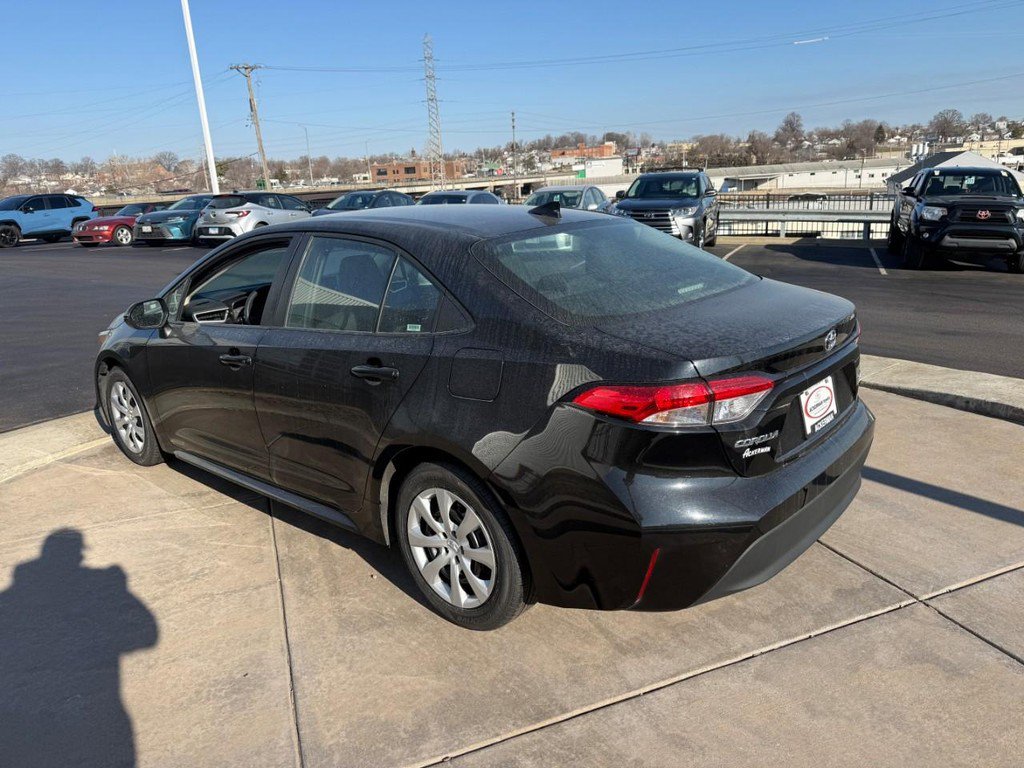 Certified 2024 Toyota Corolla LE image 7