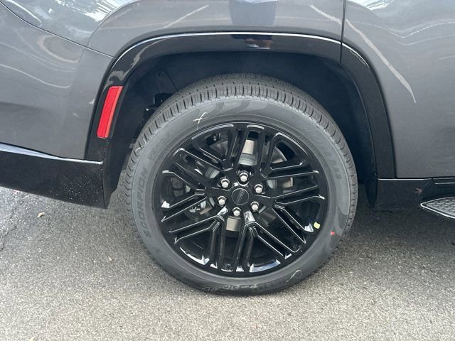 New 2025 Jeep Wagoneer Series II image 17