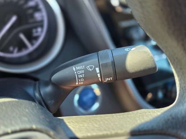 Used 2018 Toyota Camry LE image 31