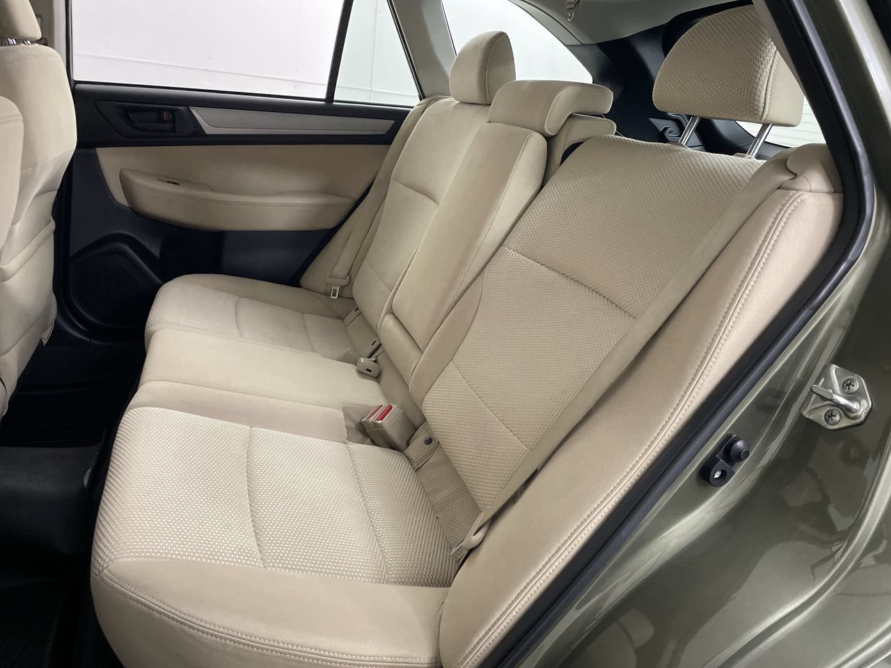 Used 2019 Subaru Outback 2.5i AWD/4WD image 19