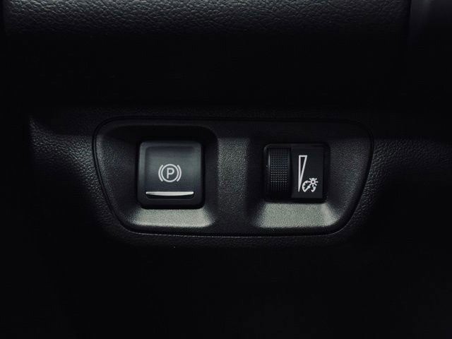 Used 2023 GMC Acadia SLE w/ Driver Convenience Package image 32