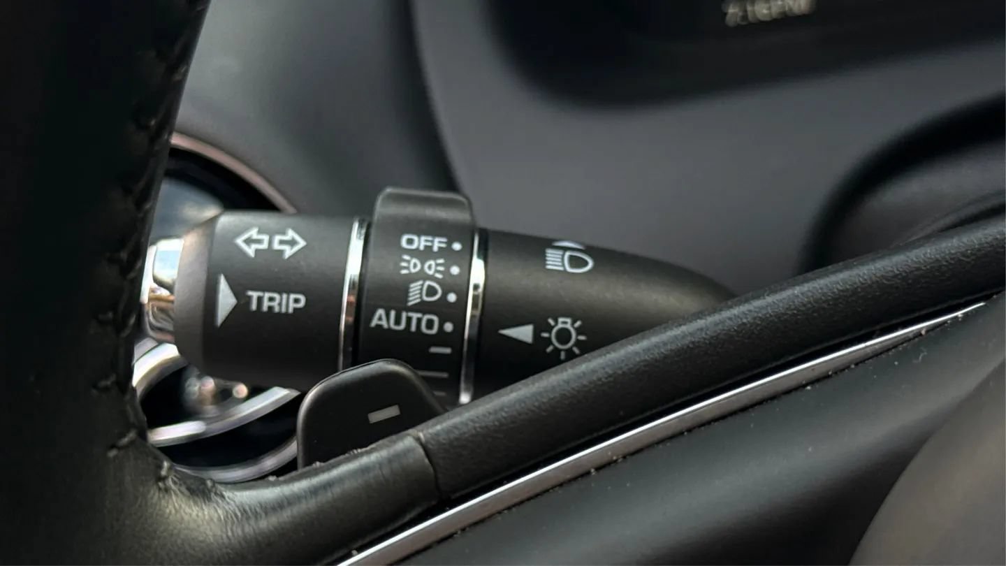 Used 2016 Jaguar XJ R-Sport RWD image 53