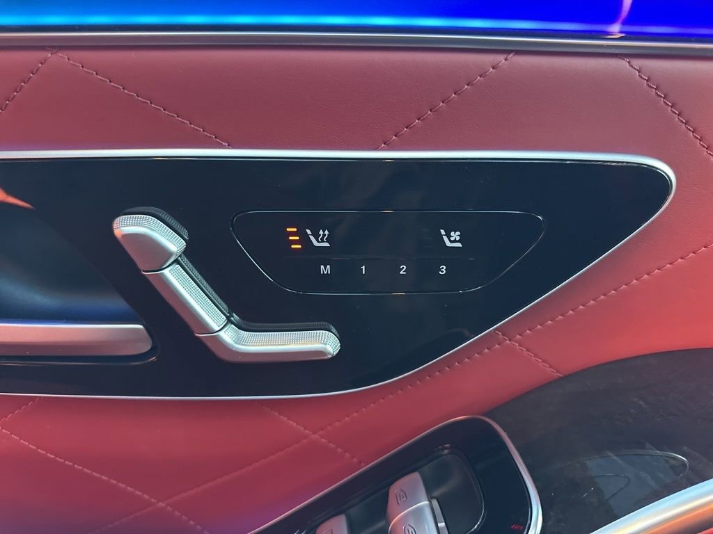 Used 2023 Mercedes-Benz S 580 4MATIC Sedan w/ AMG Line image 13