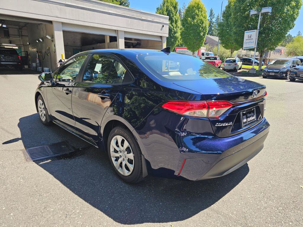 Used 2026 Toyota Corolla LE FWD image 5