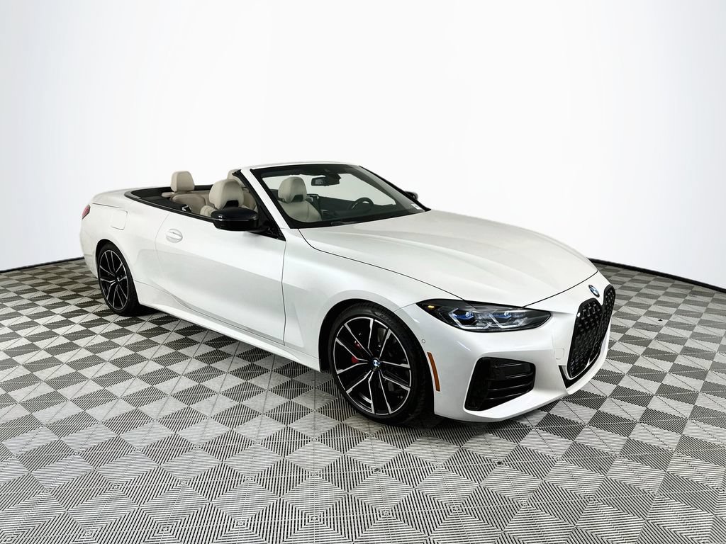 Used 2024 BMW M440i Convertible w/ Premium Package RWD image 1
