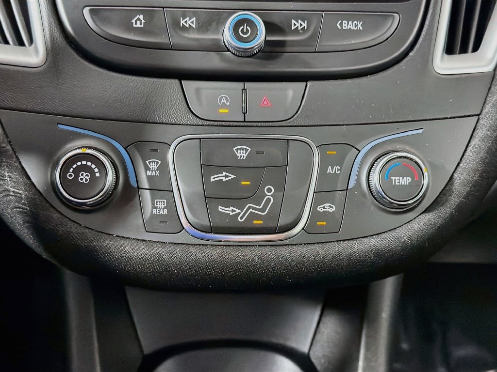 Used 2023 Chevrolet Malibu RS FWD image 15