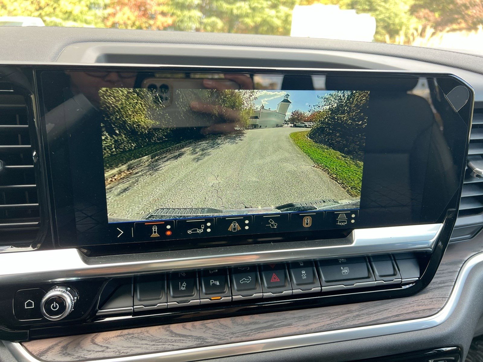 New 2026 GMC Sierra 2500 SLT w/ SLT Premium Package image 16