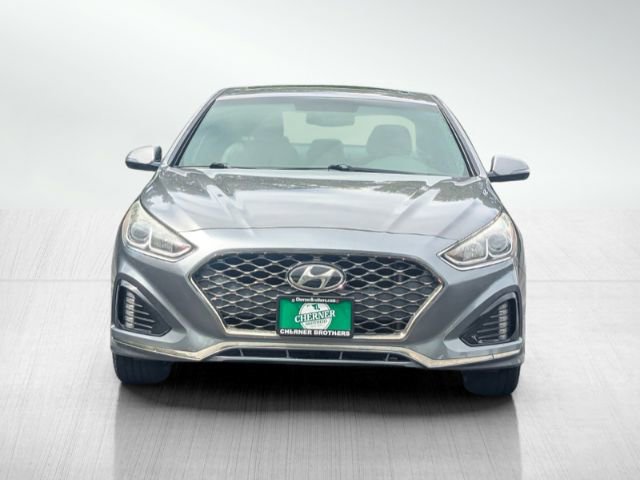 Used 2018 Hyundai Sonata Sport FWD image 2