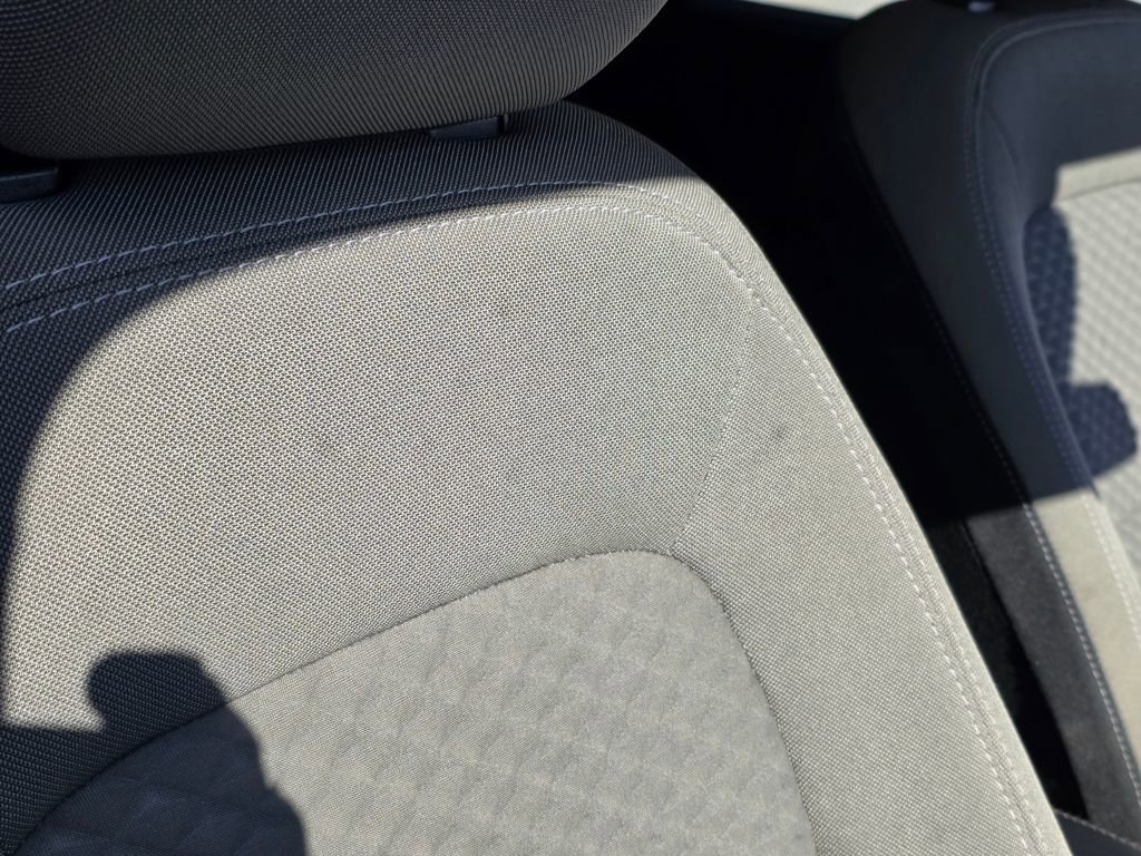 Used 2020 Ford Escape SE image 22