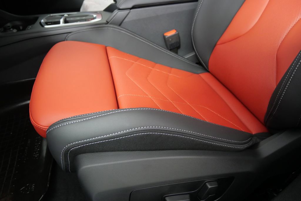 Certified 2025 BMW M235i xDrive w/ Premium Package AWD/4WD image 9