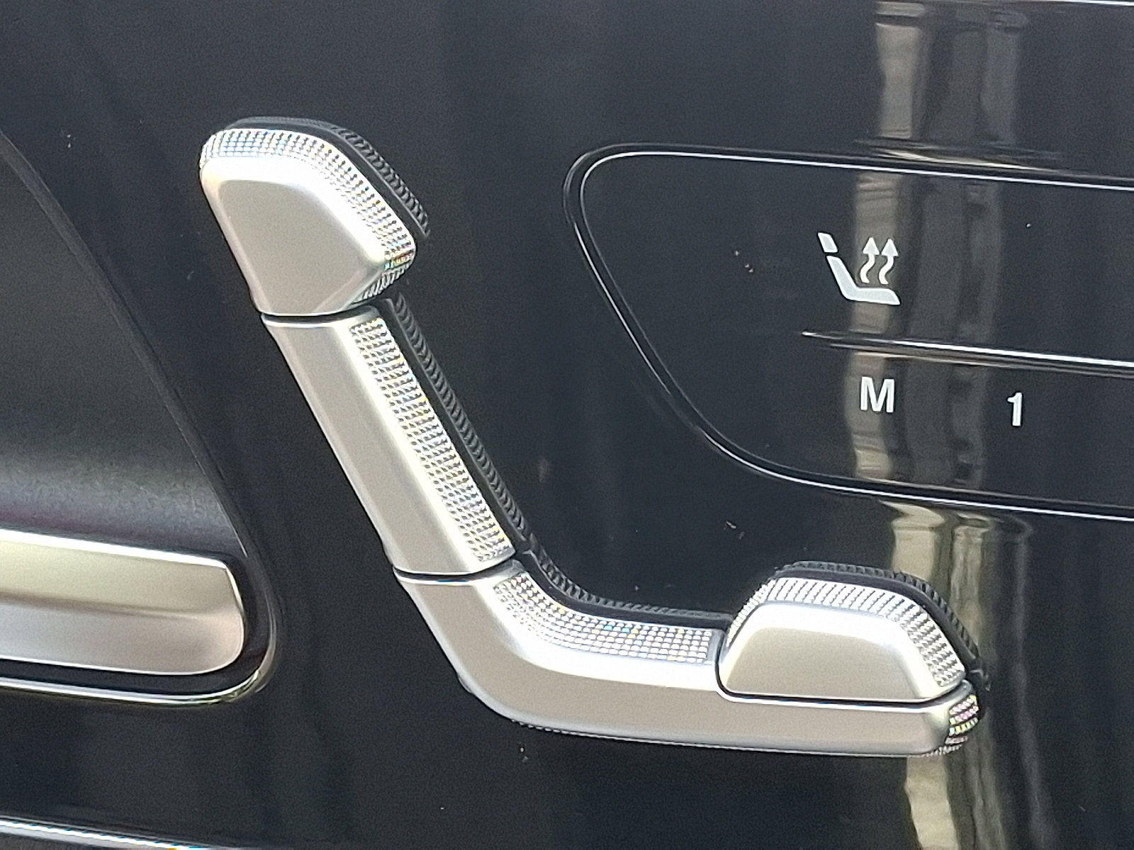 Certified 2023 Mercedes-Benz GLC 300 4MATIC image 25