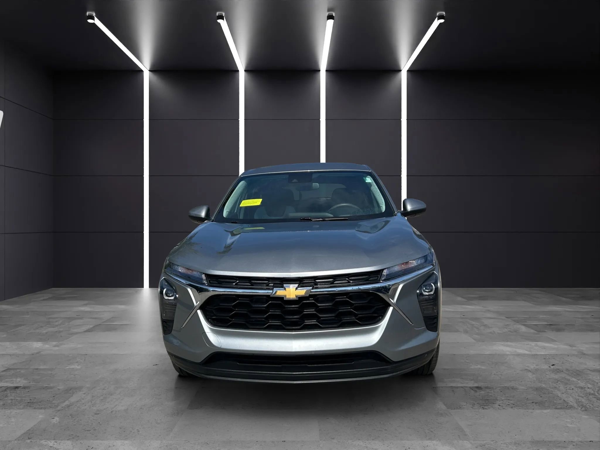 Used 2024 Chevrolet Trax LS w/ LS Convenience Package image 2