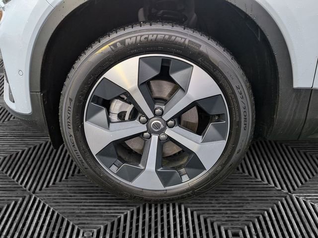 Used 2026 Volvo XC40 B5 Plus w/ Protection Package Premier image 9