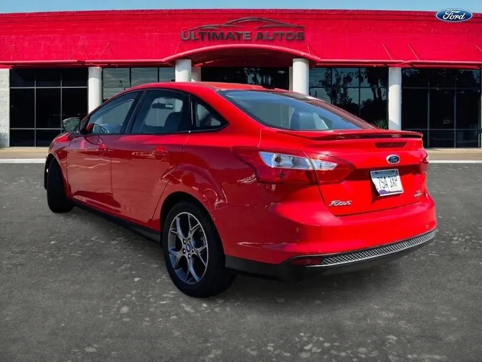Used 2013 Ford Focus SE FWD image 4