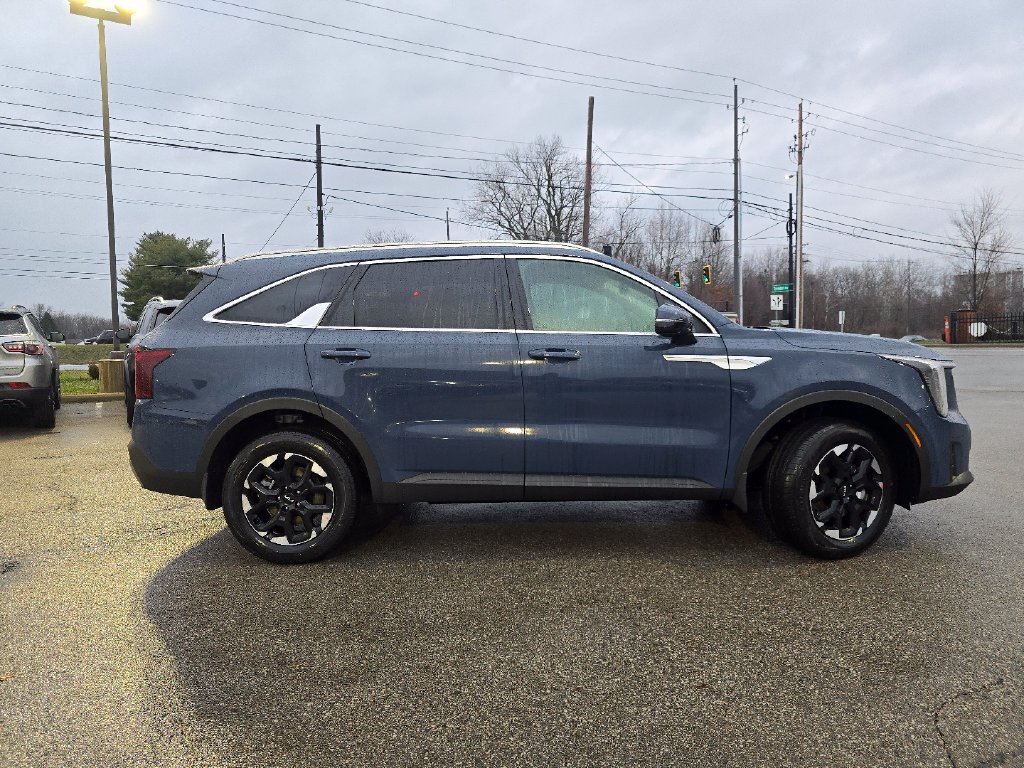 New 2026 Kia Sorento S AWD/4WD image 16