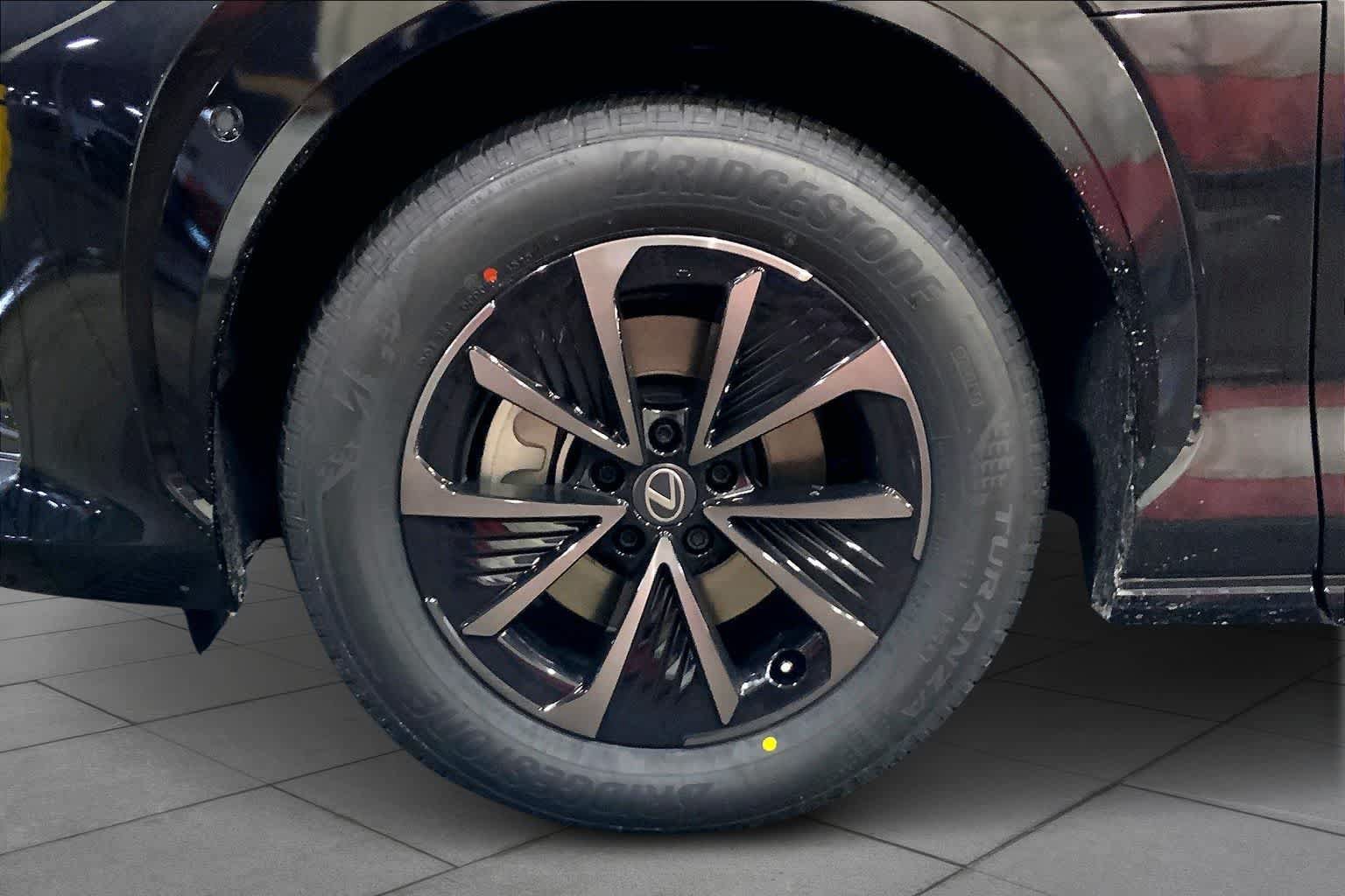 New 2026 Lexus RZ 450e AWD image 11
