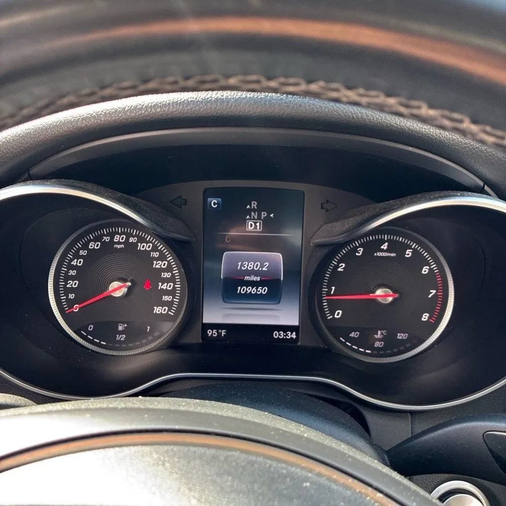 Used 2015 Mercedes-Benz C 300 4MATIC Sedan image 29