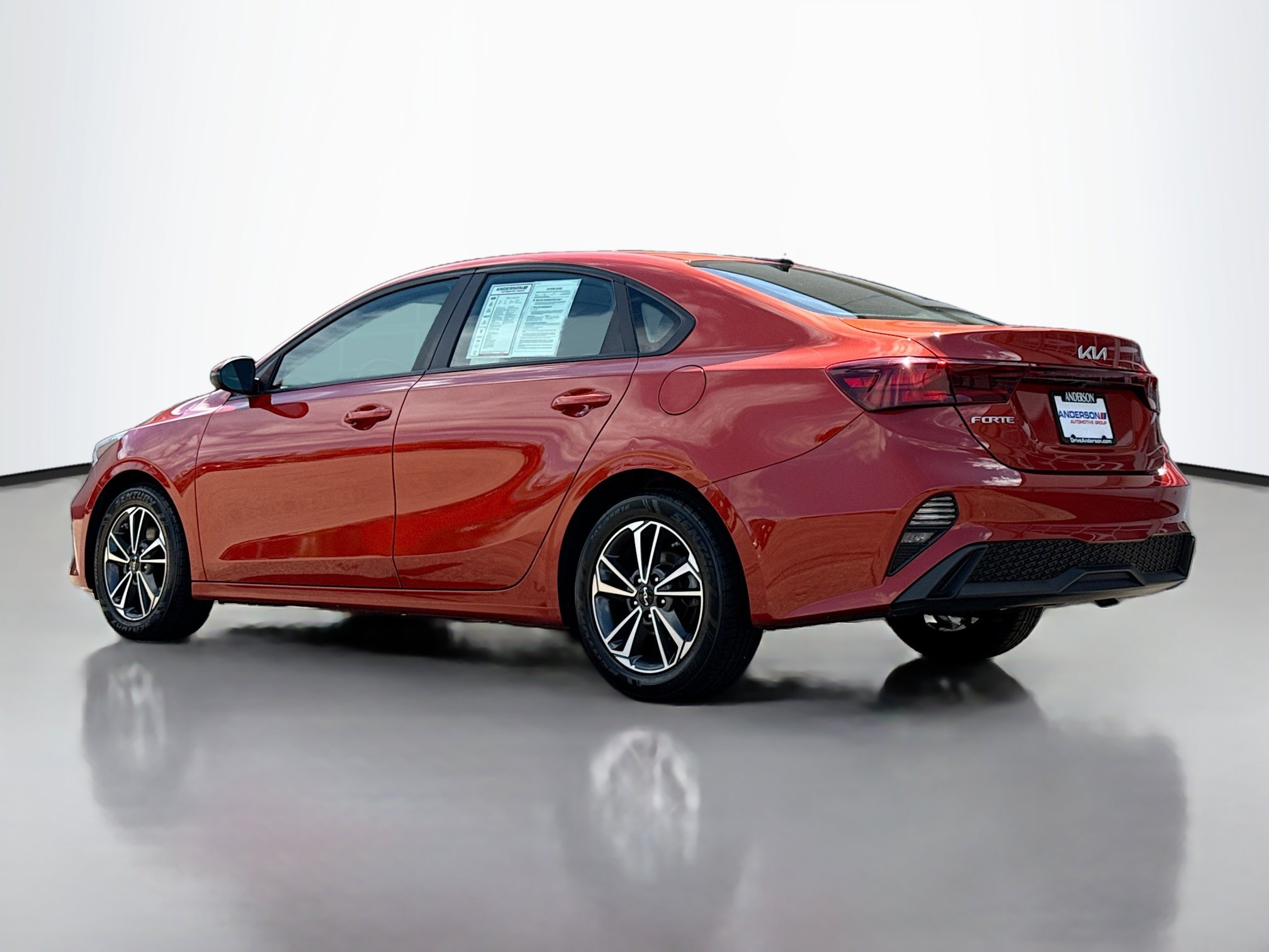 Used 2023 Kia Forte LXS w/ LXS Technology Package FWD image 13