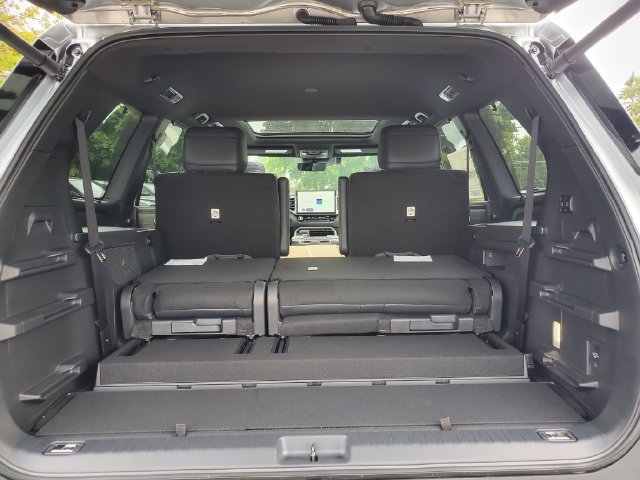 New 2026 Toyota Sequoia Platinum AWD/4WD image 7