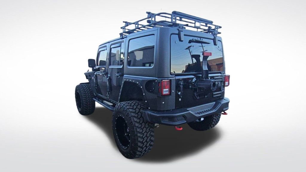 Used 2017 Jeep Wrangler Unlimited Rubicon image 6
