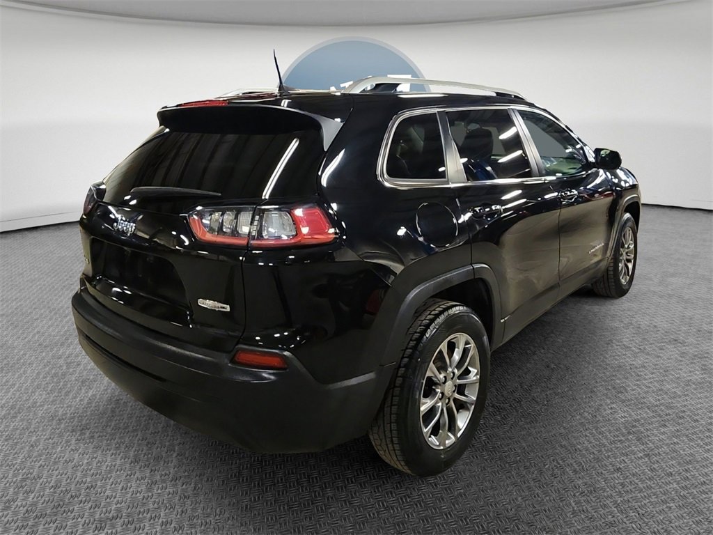Used 2020 Jeep Cherokee Latitude Plus image 3