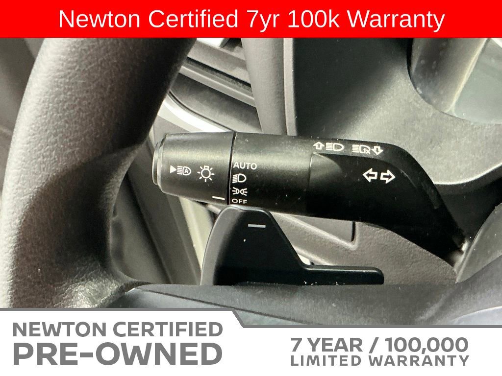 Used 2023 Nissan Rogue S FWD image 29