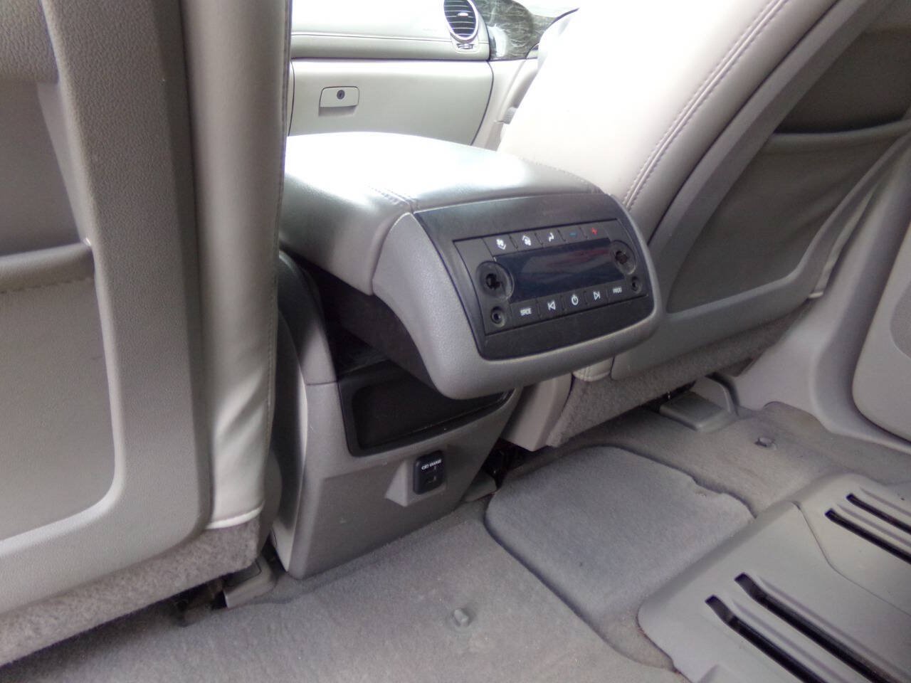Used 2014 Buick Enclave Premium FWD image 14