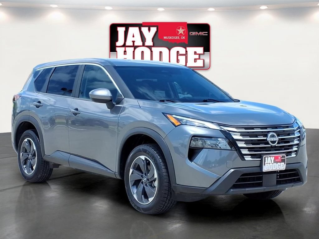 Used 2024 Nissan Rogue SV