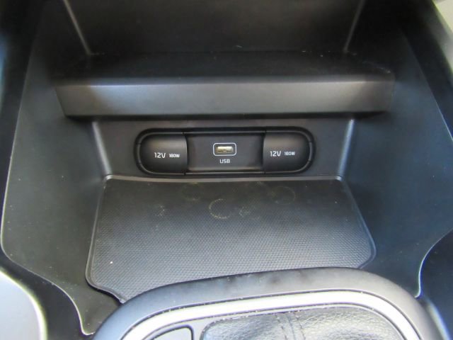 Used 2023 Kia Soul LX w/ LX Technology Package image 41
