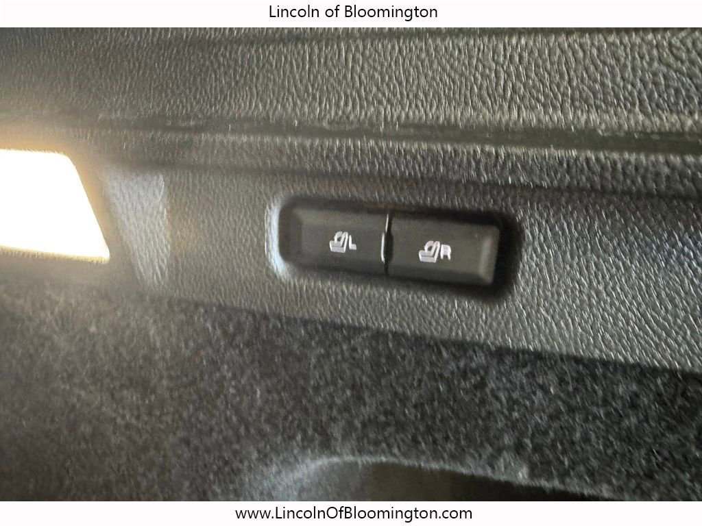 Used 2022 Lincoln Corsair AWD w/ Equipment Group 101A image 27