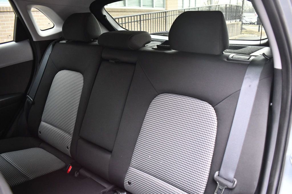 Used 2019 Hyundai Kona SE w/ Cargo Package image 25