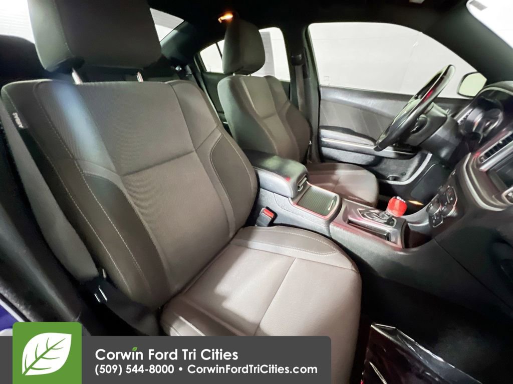 Used 2020 Dodge Charger SXT image 16