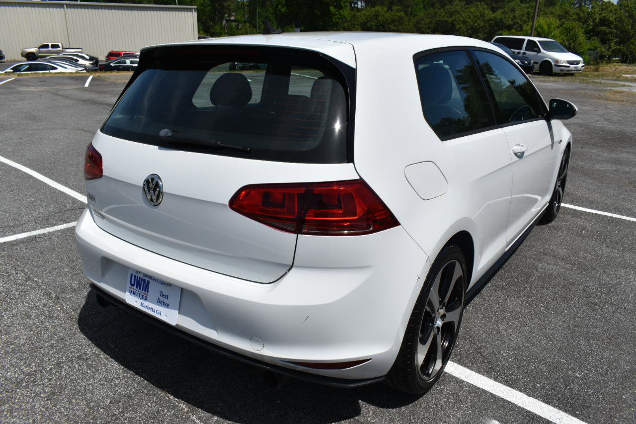 Used 2015 Volkswagen GTI S FWD image 5