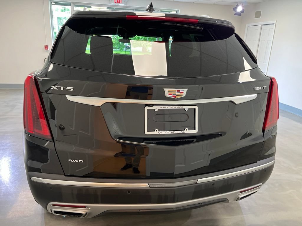 Certified 2024 Cadillac XT5 Premium Luxury w/ LPO, Floor Liner Package AWD/4WD image 9