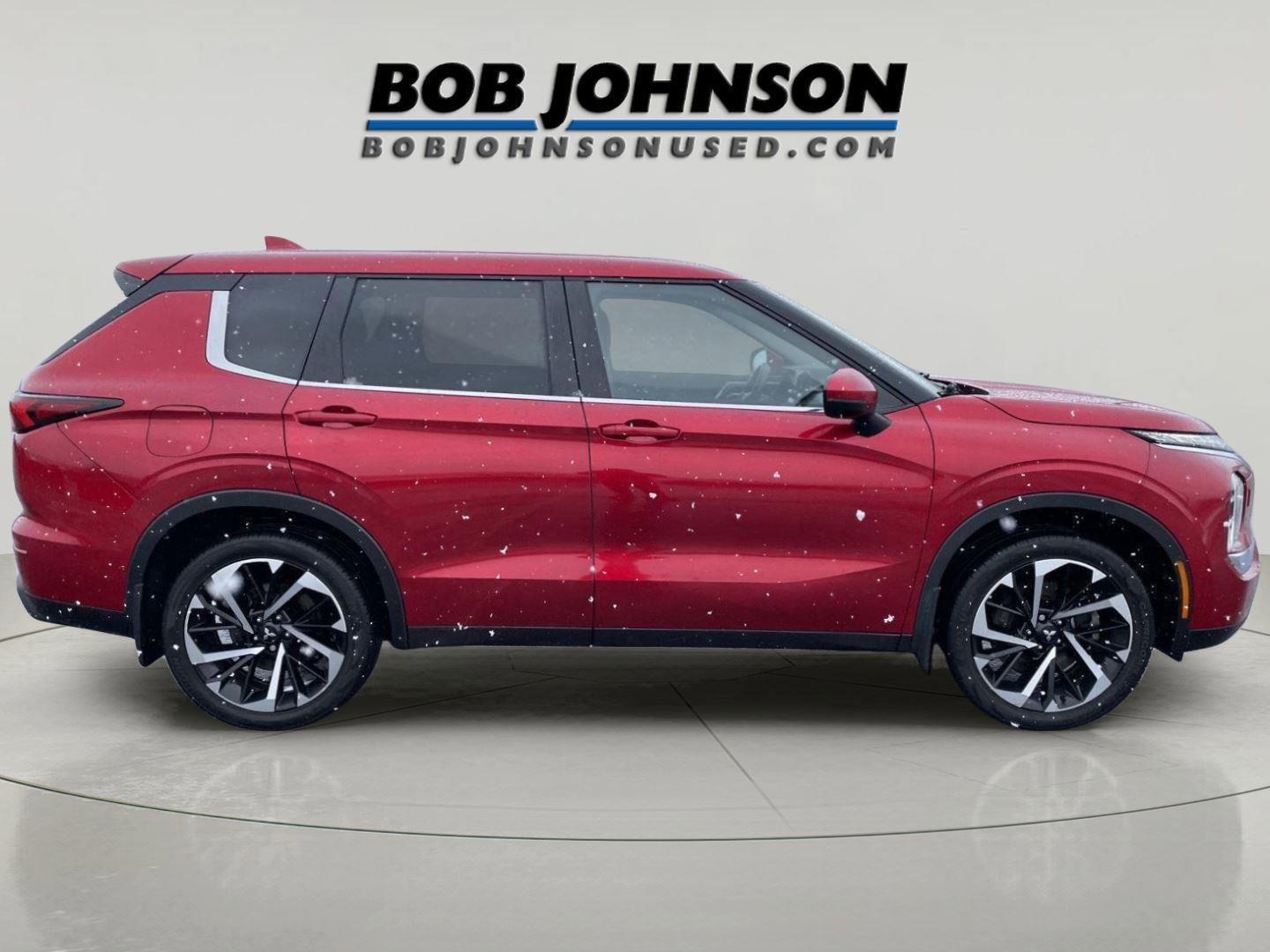 Used 2022 Mitsubishi Outlander ES image 2