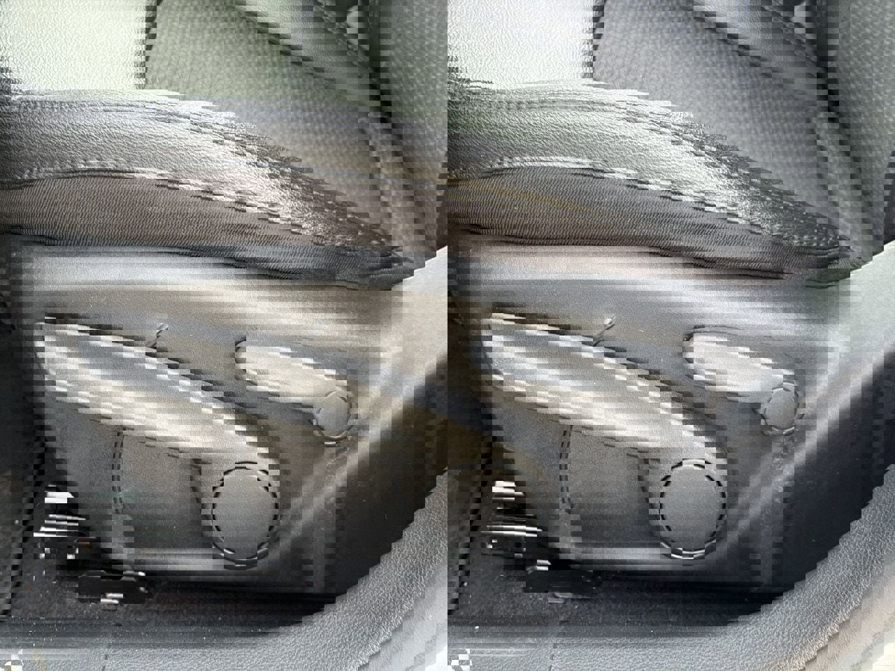 Used 2024 Jeep Compass Latitude AWD/4WD image 12