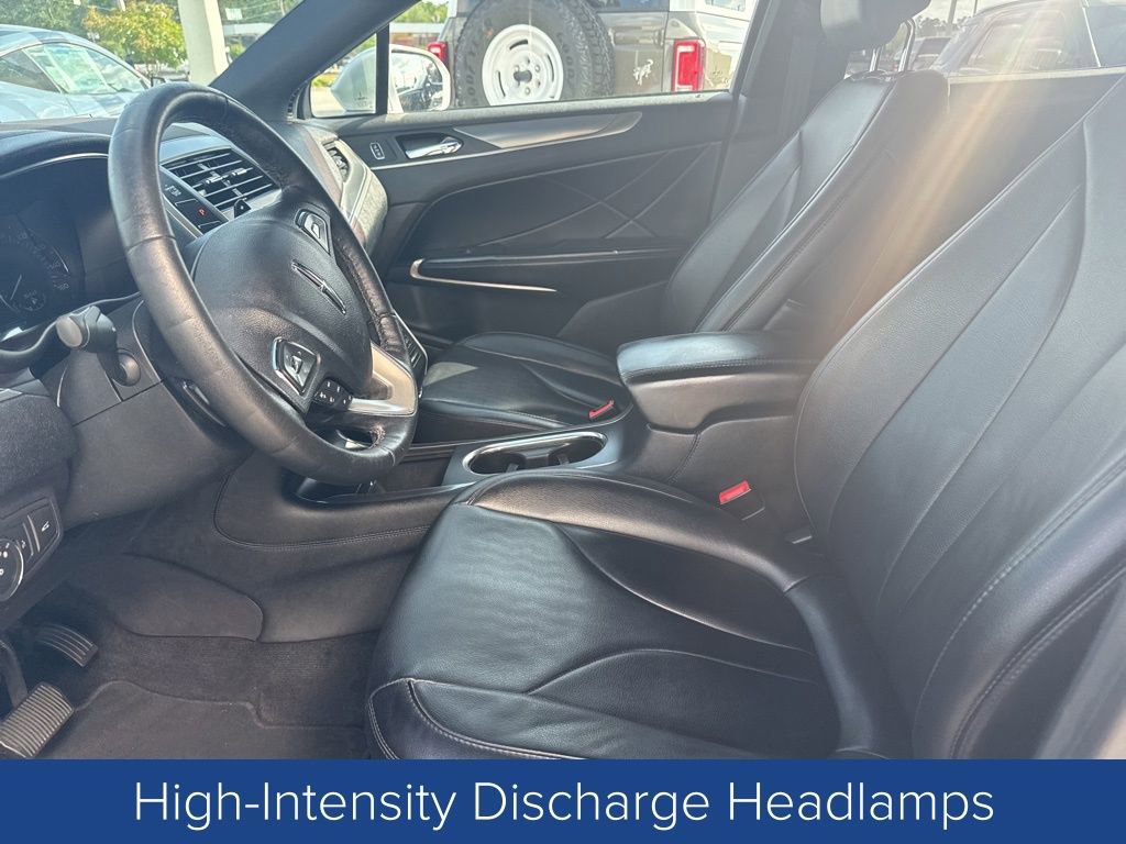 Used 2017 Lincoln MKC Premiere FWD image 10