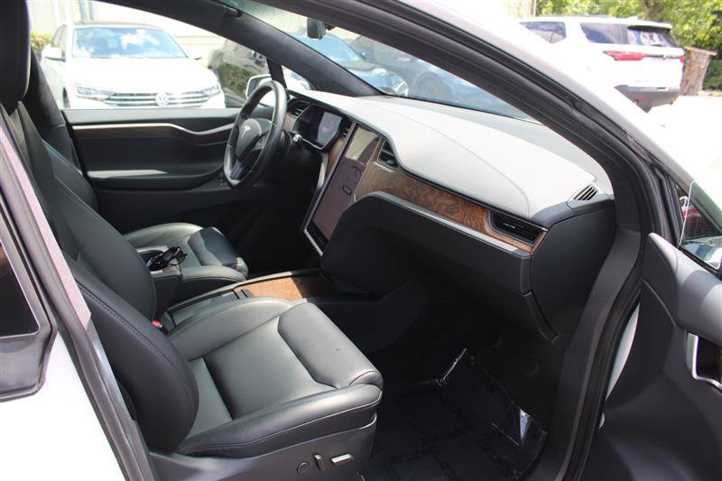Used 2020 Tesla Model X Long Range AWD/4WD image 10