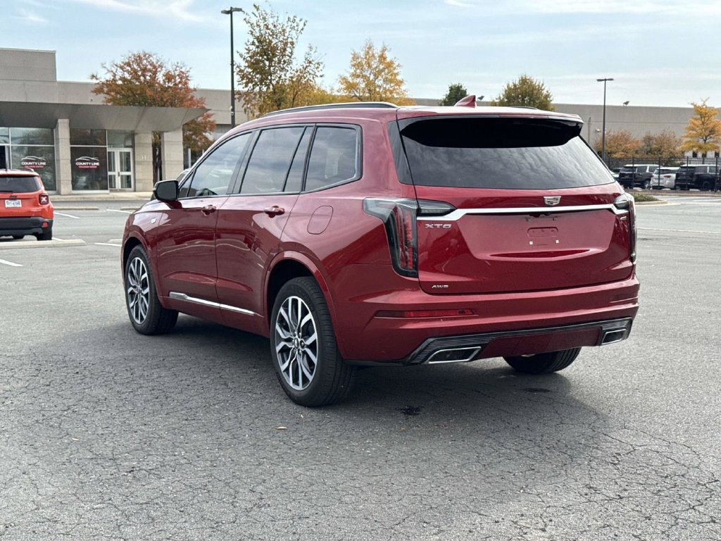 Used 2024 Cadillac XT6 Sport w/ Platinum Package AWD/4WD image 21