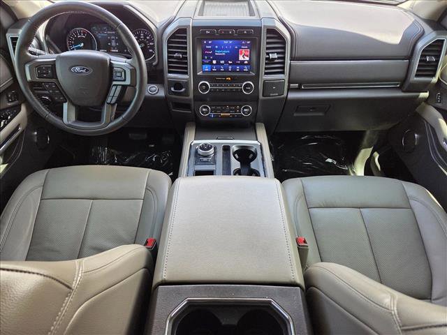 Used 2020 Ford Expedition Max XLT w/ Equipment Group 202A RWD image 17