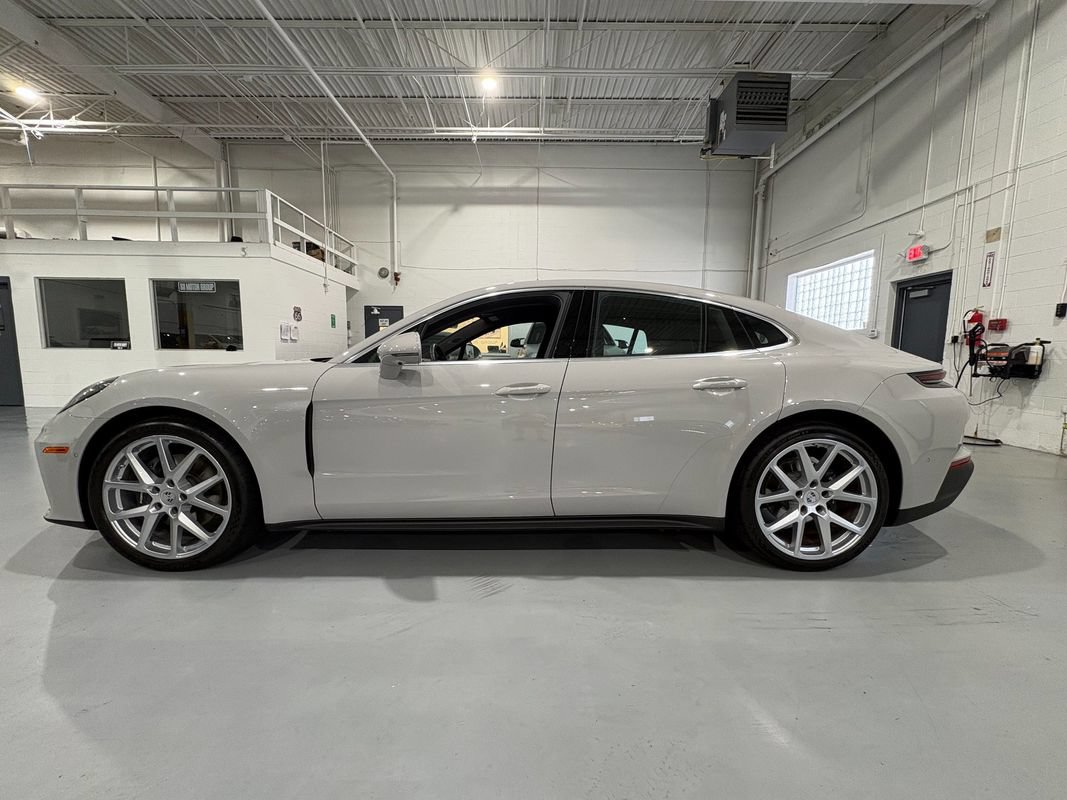 Used 2024 Porsche Panamera 4 AWD/4WD image 4
