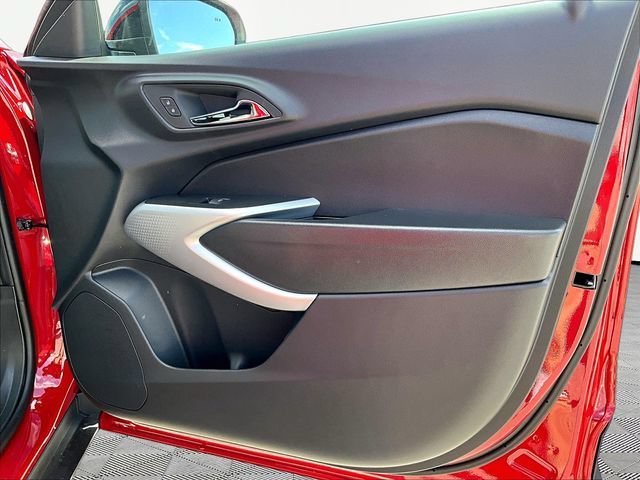 New 2026 Chevrolet Trax RS w/ Driver Confidence Package FWD image 29