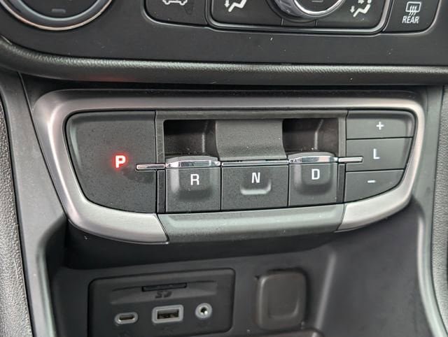 Certified 2024 GMC Terrain AT4 w/ Infotainment Package II image 22