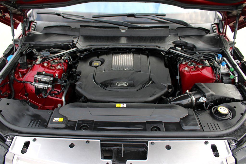 Used 2017 Land Rover Range Rover HSE image 36