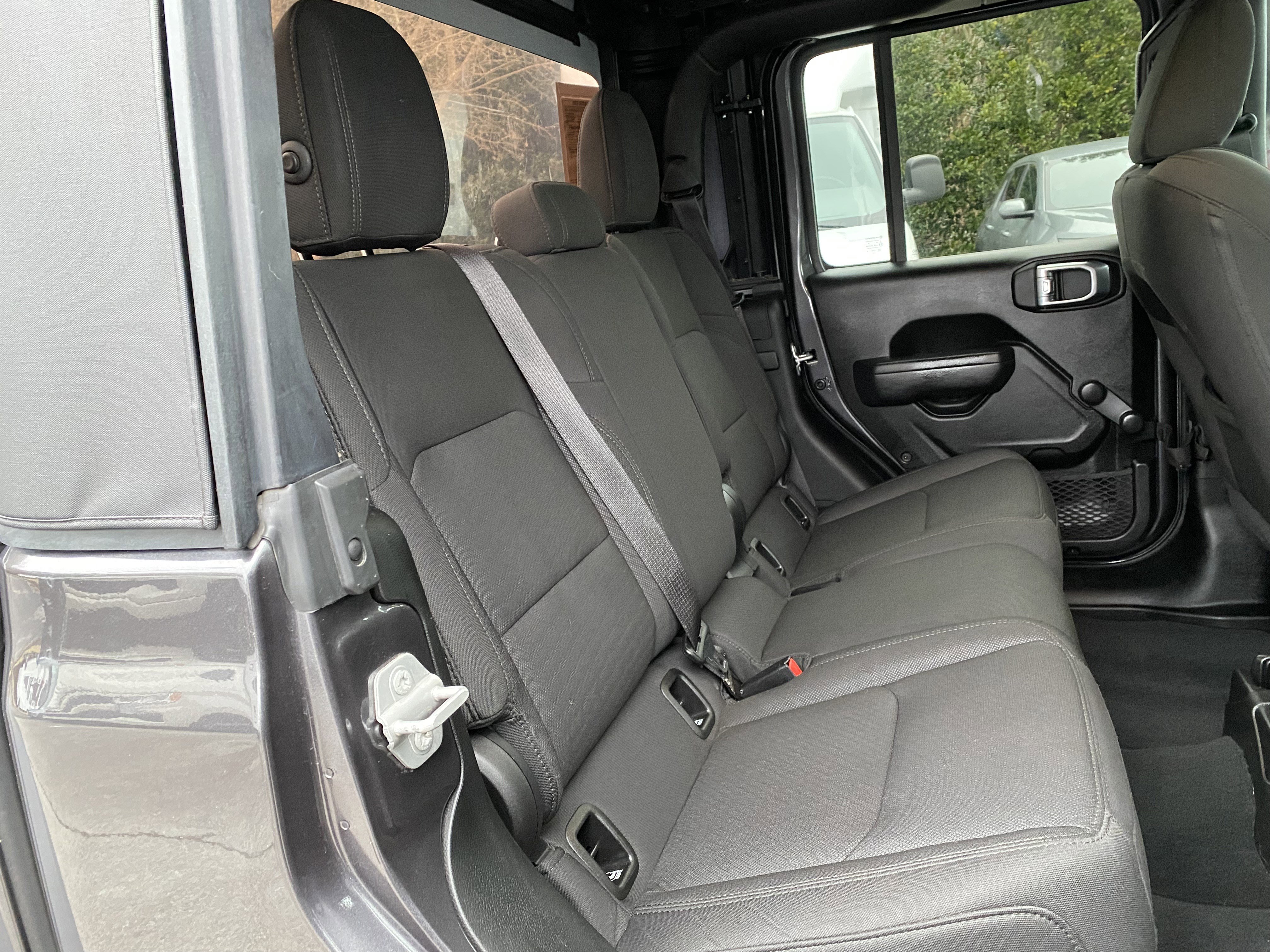 Used 2022 Jeep Gladiator Sport image 35