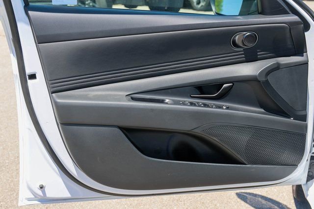 New 2026 Hyundai Elantra Sport FWD image 7